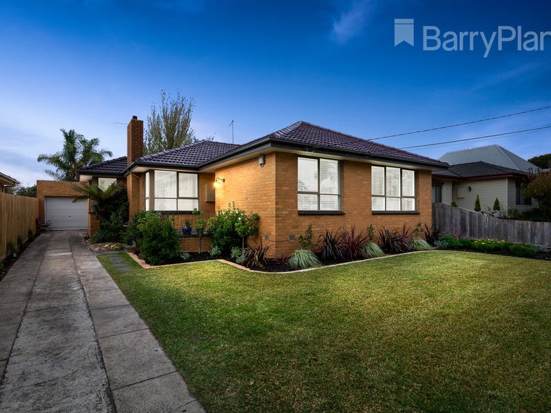 62 Queen Street, Frankston, Vic 3199 Property Details