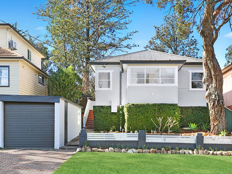 5 Mount Street, Mount Saint Thomas, NSW 2500