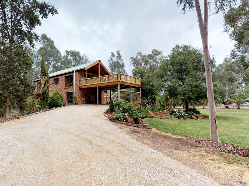 101 River Road, Swan Hill, VIC 3585