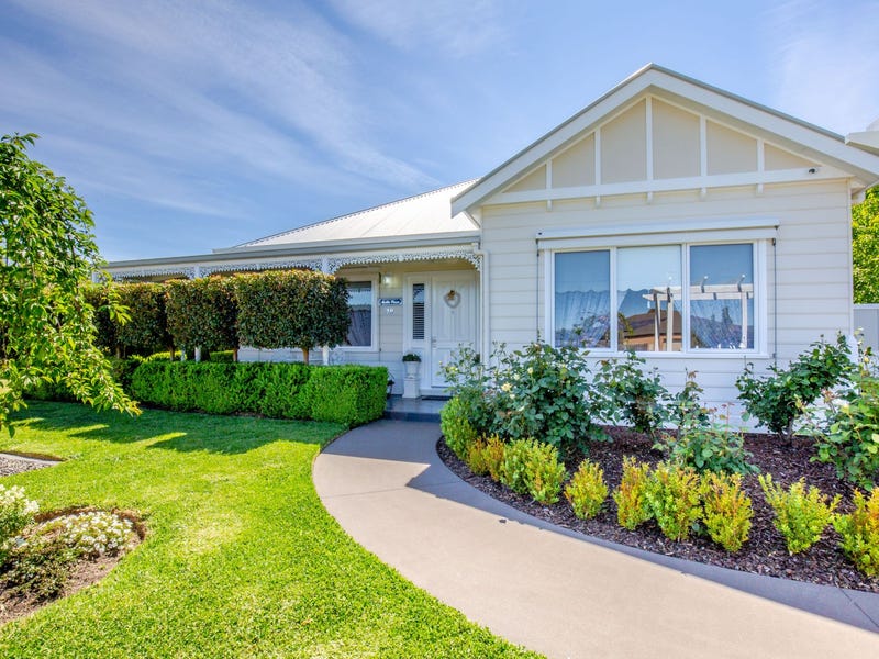 38 May Park Drive, Paynesville, VIC 3880
