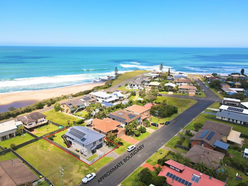 30 Ocean Drive, Wallabi Point, NSW 2430