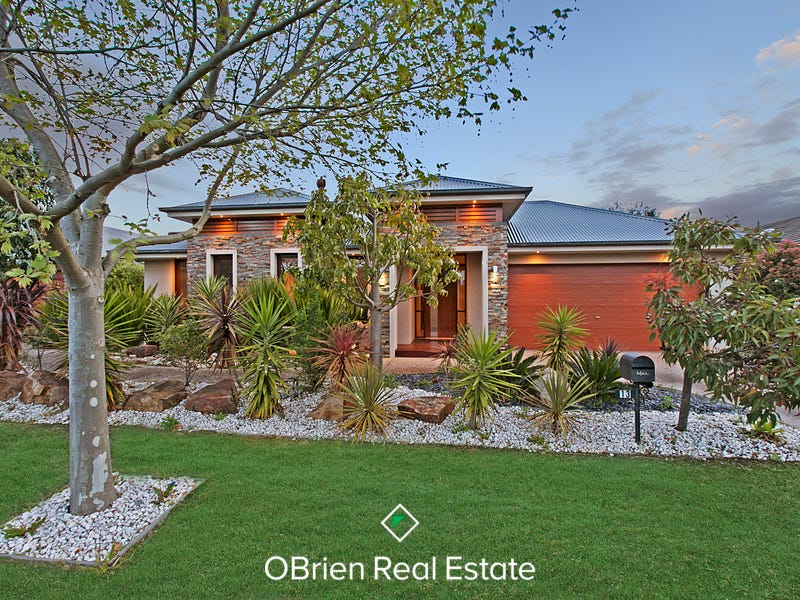 13 Geranium Court Berwick Vic 3806 Realestate Com Au