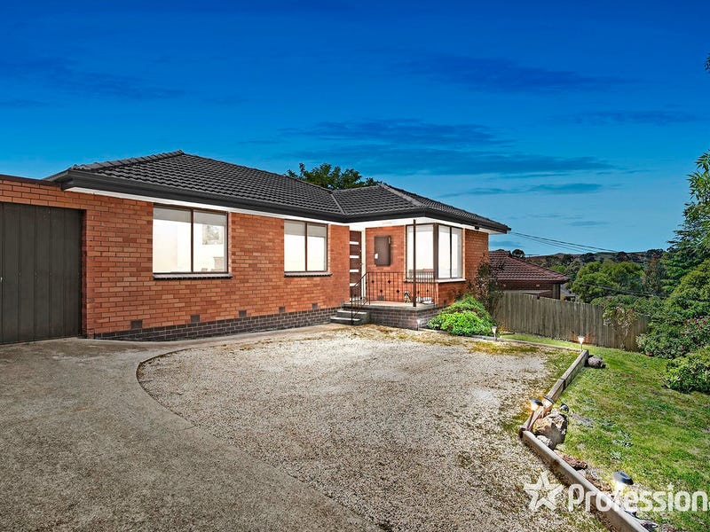 67 Carronvale Road, Mooroolbark, VIC 3138