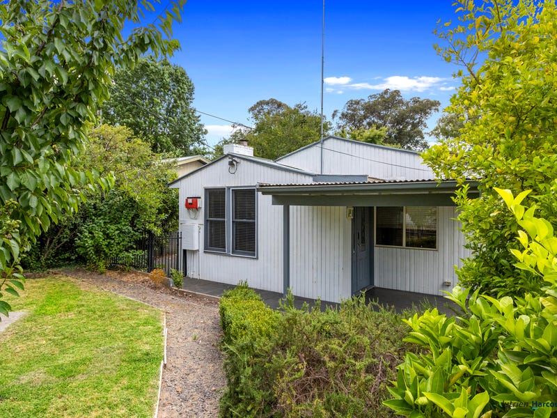6 Hillside Avenue, Eildon, Vic 3713 House for Sale