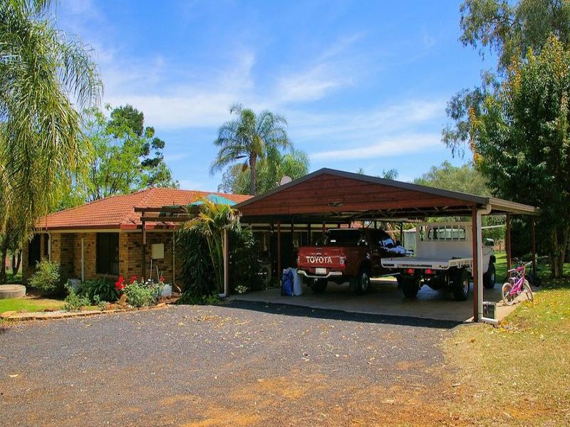 15 Colkerri Drive, Dalby, QLD 4405