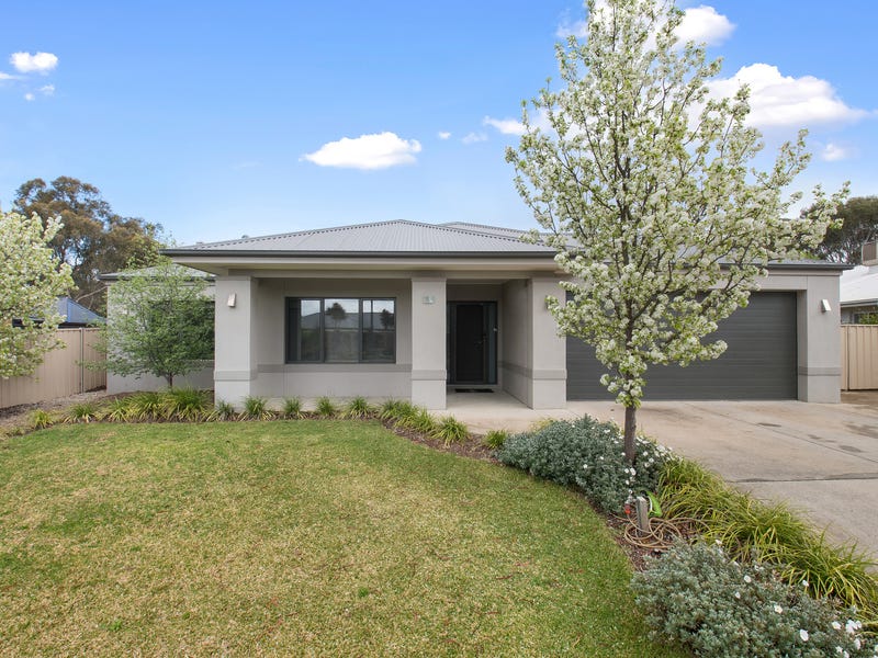 25 Alexander Close, Strathfieldsaye, VIC 3551