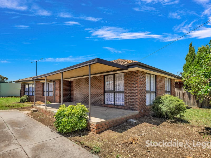 49 Lackenheath Drive, Tullamarine, Vic 3043 Property Details
