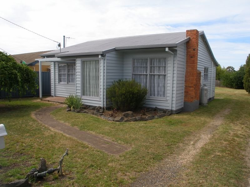26 Mills Street, Heyfield, VIC 3858