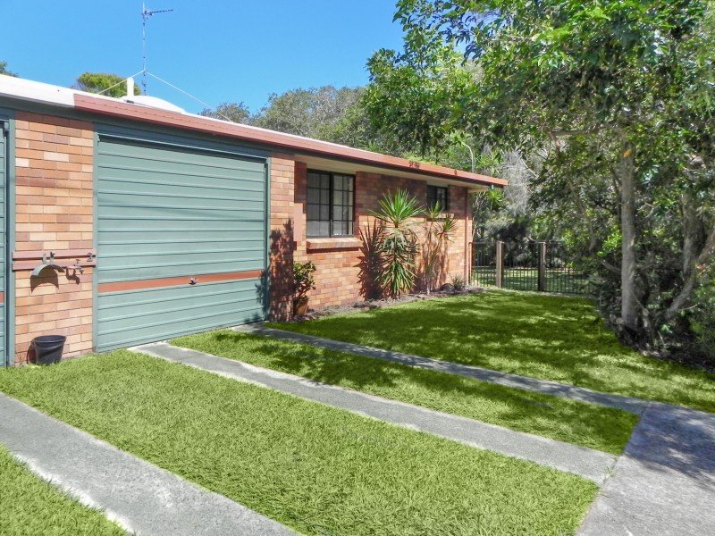 2/6 Robe Street, Currimundi, QLD 4551