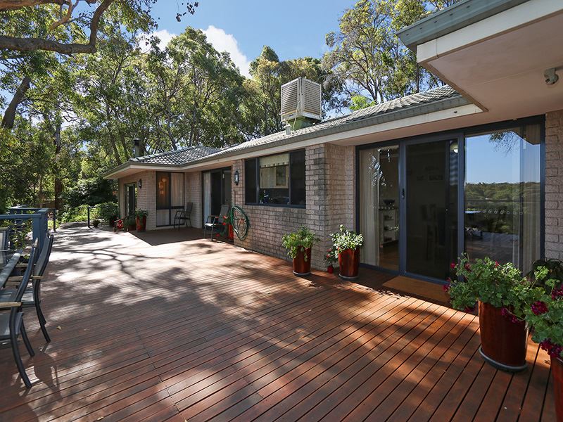 39 Patricia Road, Kalamunda, WA 6076