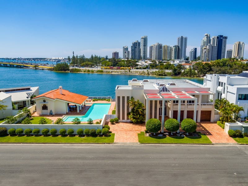 79 Commodore Drive, Surfers Paradise, QLD 4217 79 Commodore Drive, Surfers Paradise, QLD 4217