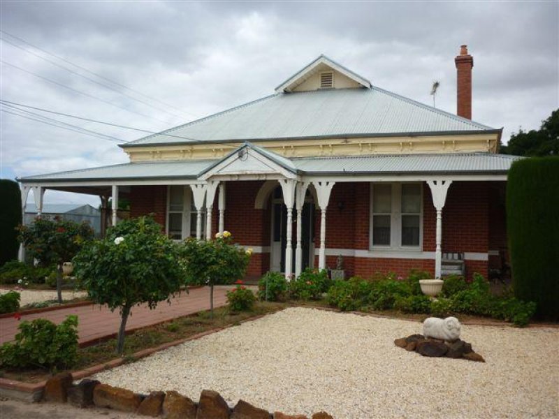 16 Broadway Street, Jeparit, Vic 3423 Property Details