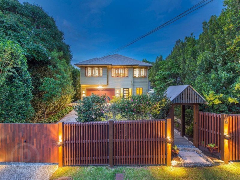 6 Lewis Street, Camp Hill, QLD 4152