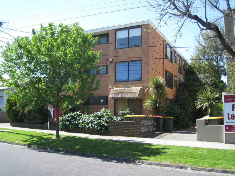 8/37 St Kinnord Street, Essendon, Vic 3040 Property Details