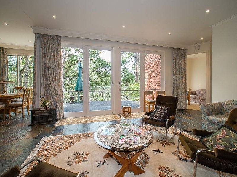 31 Elm Crescent, Emerald, Vic 3782 Property Details