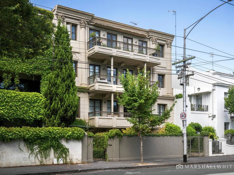 2/125 Domain Road, South Yarra, VIC 3141