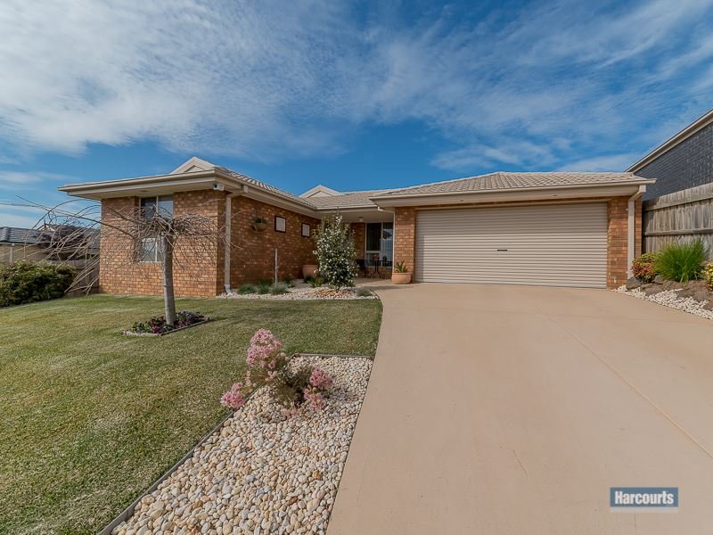 32 Walker Drive, Drouin, VIC 3818