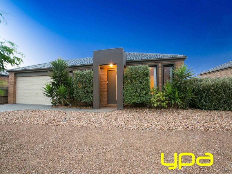 3 Glencroft Terrace, Melton West, VIC 3337