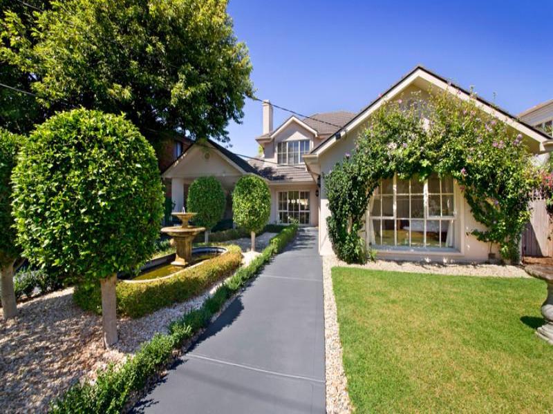 76 Oak Street, Beaumaris, Vic 3193 Property Details