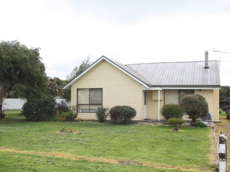 2 McKebery Street, Coleraine, Vic 3315 Property Details