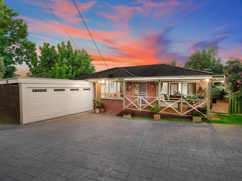 22 Zina Grove, Mooroolbark, Vic 3138 Property Details