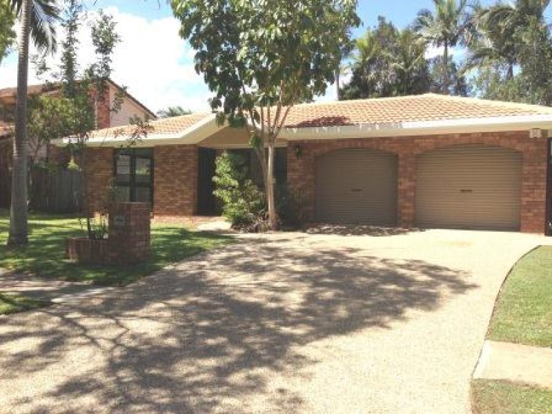 33 Greenford Street, Chapel Hill, QLD 4069