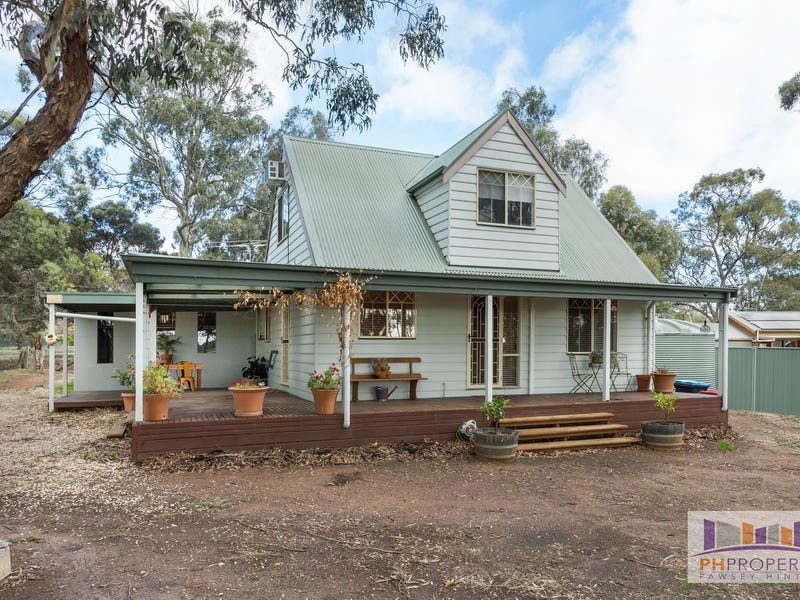 1 3 Raglan Place, Axedale, Vic 3551 Property Details