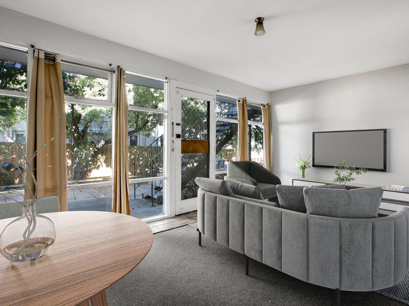 6/33 Woolton Avenue, Thornbury, Vic 3071 Property Details