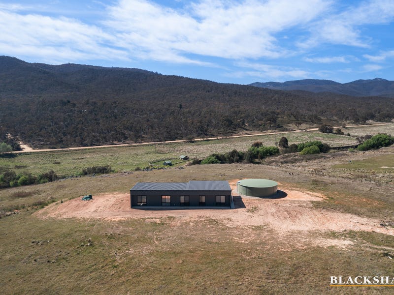 87 Scott Street, Burra, NSW 2620 House for Sale