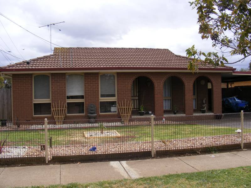 30 Blackwood Drive, Melton South, Melton, Vic 3337 Property Details
