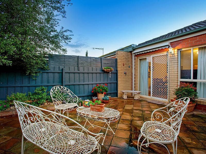 43 Henry Drive, Altona Meadows, VIC 3028