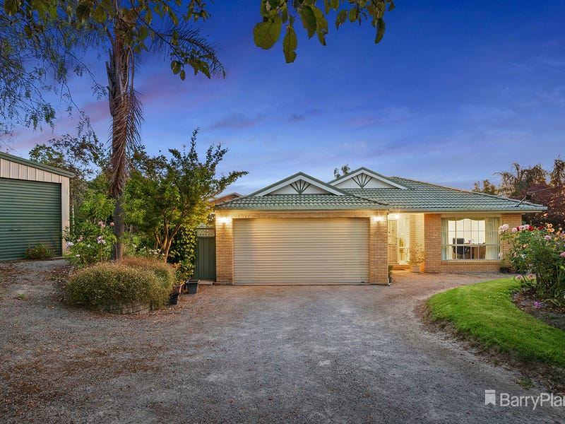 7 Henry Street, Healesville, Vic 3777 Property Details