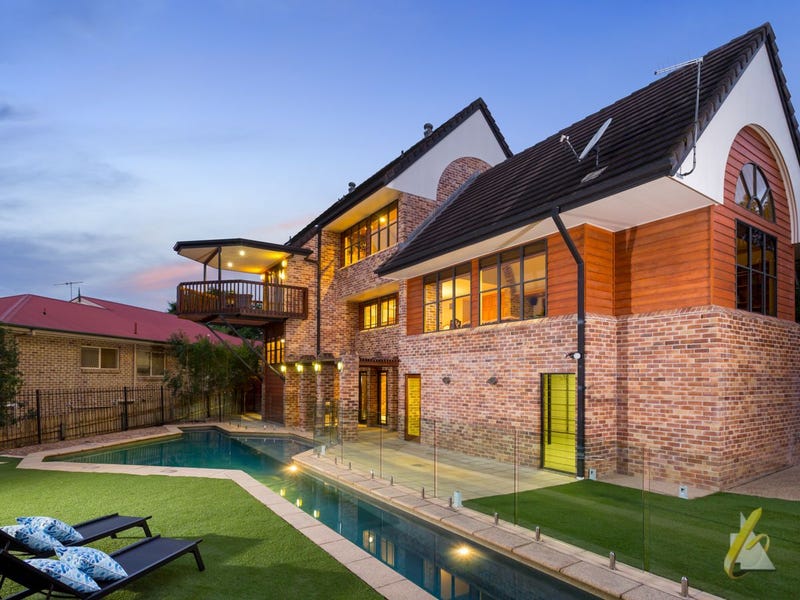 5 Preston Place, Brookfield, Qld 4069 House for Sale