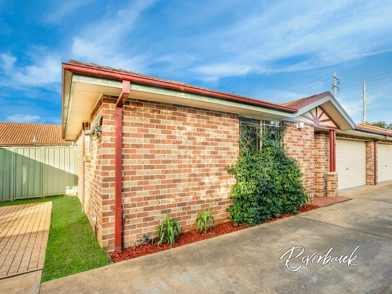2/113 Hammers Road, Northmead, NSW 2152 - Property Details