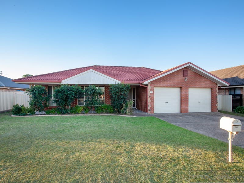 18 Daniel Avenue, Rutherford, NSW 2320