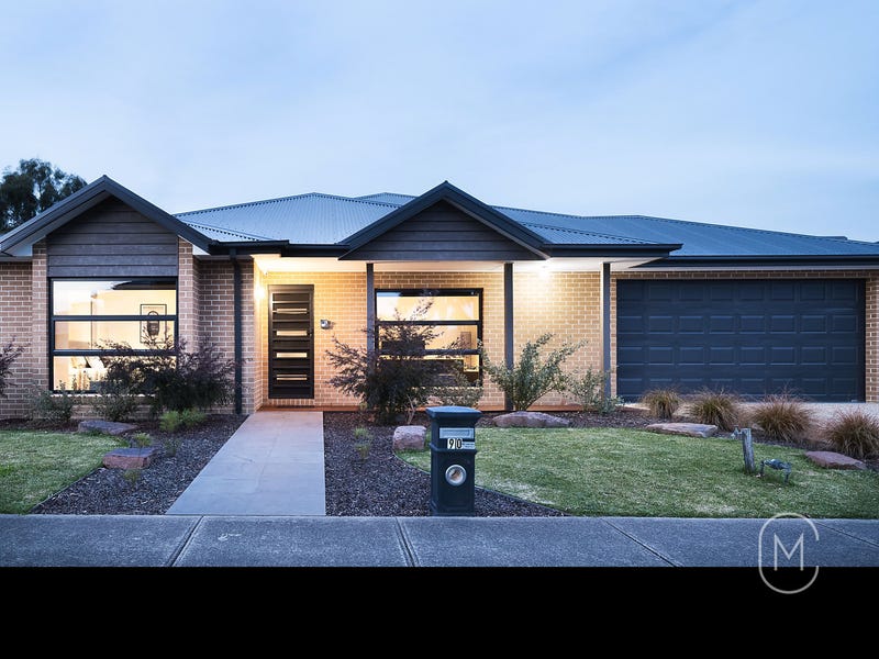 90 Laurimar Boulevard, Doreen, VIC 3754