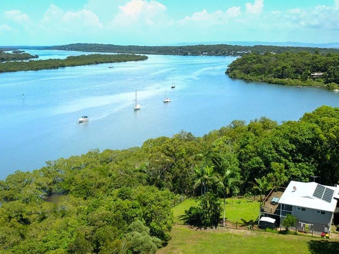 5052 Oasis Drive, Russell Island, QLD 4184