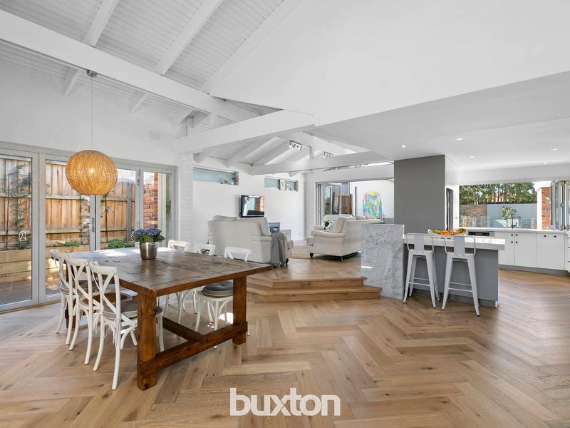 15 Lang Street, Beaumaris, Vic 3193 Property Details