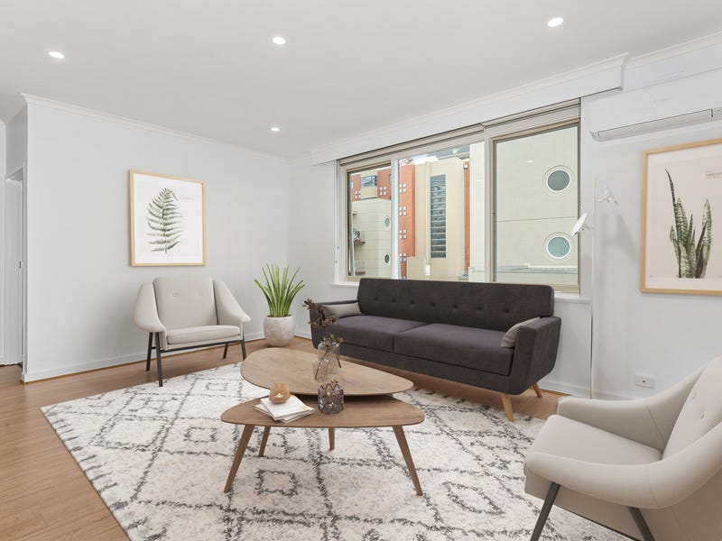 18/2A Robe Street, St Kilda, VIC 3182