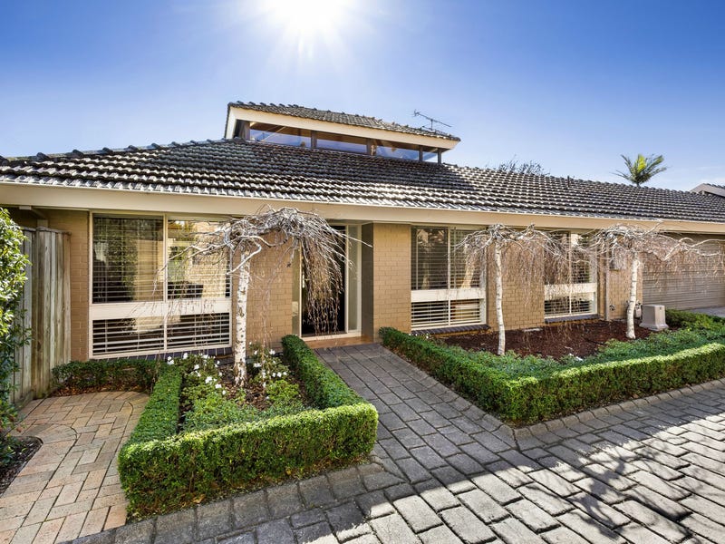 1/10 Manor Street, Brighton, Vic 3186 Property Details