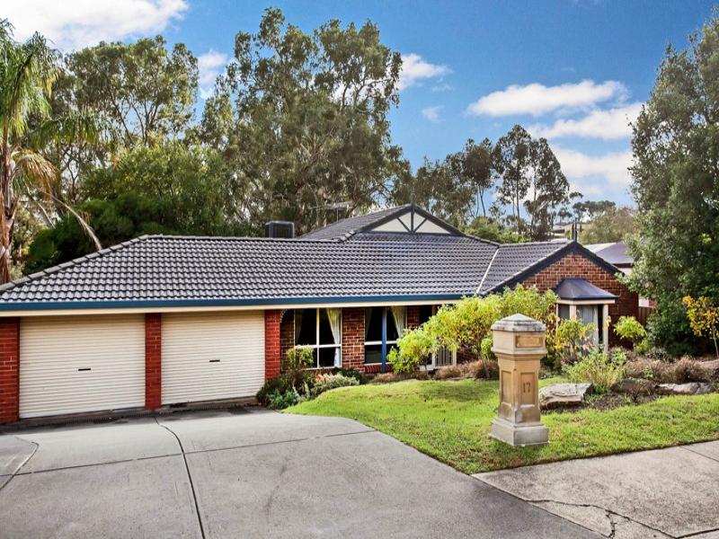 17 Furioso Drive, Woodcroft, SA 5162