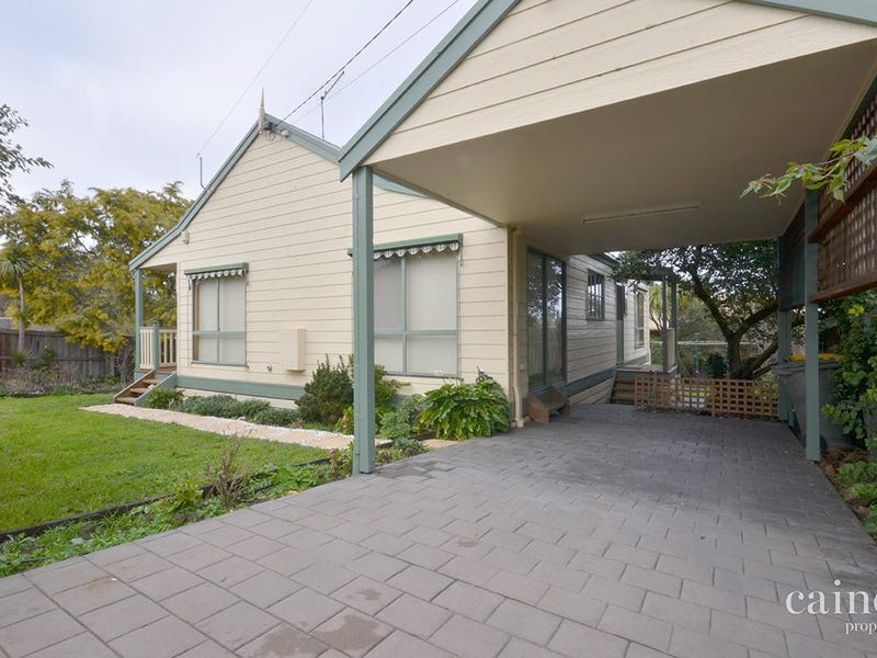 301A Simpson Street, Buninyong, Vic 3357 Property Details