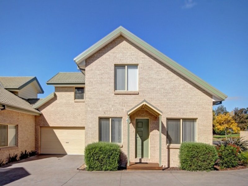 1/4 Forest Grove Drive, Kanahooka, NSW 2530 Property Details