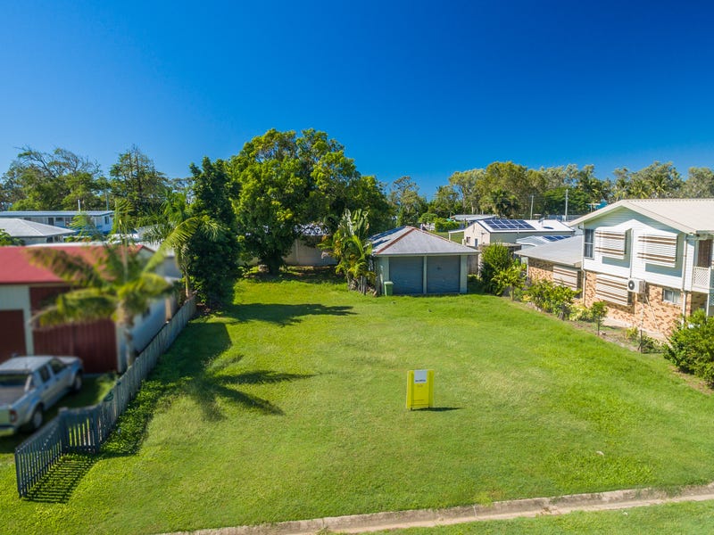 3 Jackson Street, Midge Point, QLD 4799