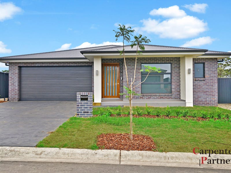 61 Roy Crescent, Thirlmere, NSW 2572 Property Details