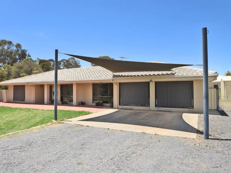 8284 Flora Avenue, Mildura, Vic 3500 Property Details