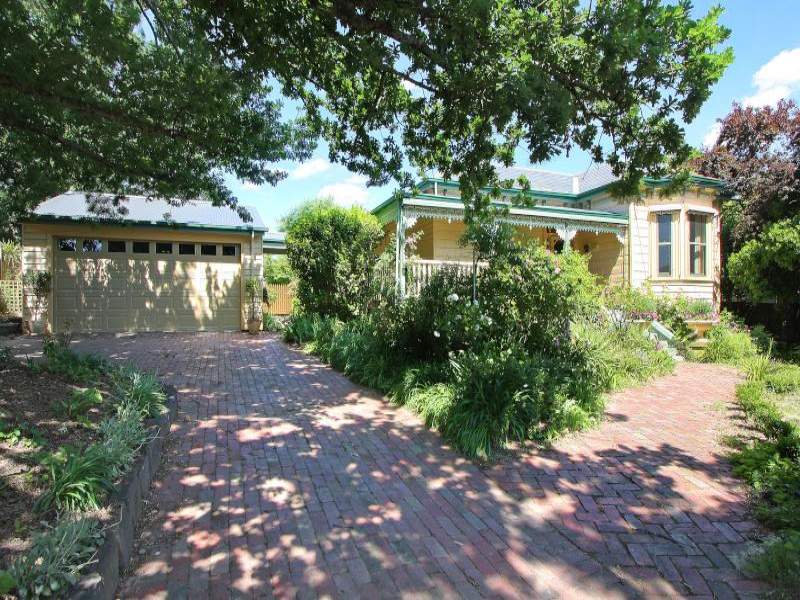 22 Donald Street, Croydon, Vic 3136 Property Details