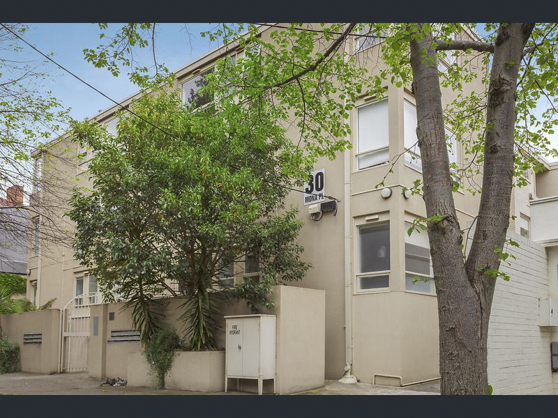 11/30 Mona Place, South Yarra, Vic 3141