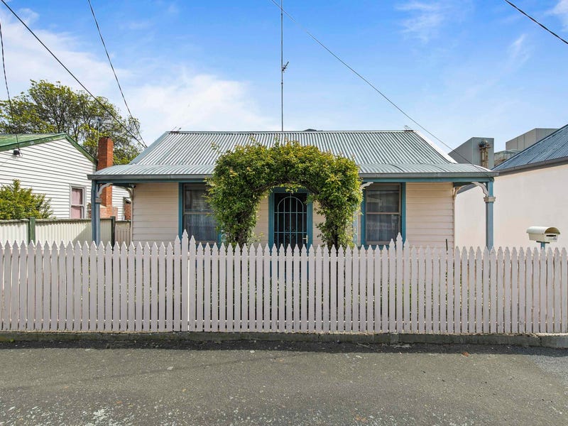 25 Little Clyde Street, Soldiers Hill, VIC 3350