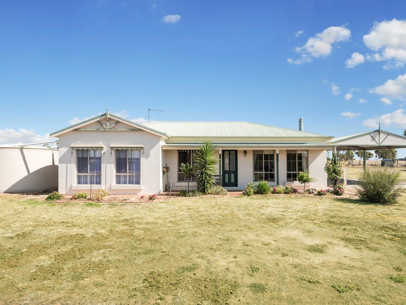 25 Angel Road, Neilborough, VIC 3570
